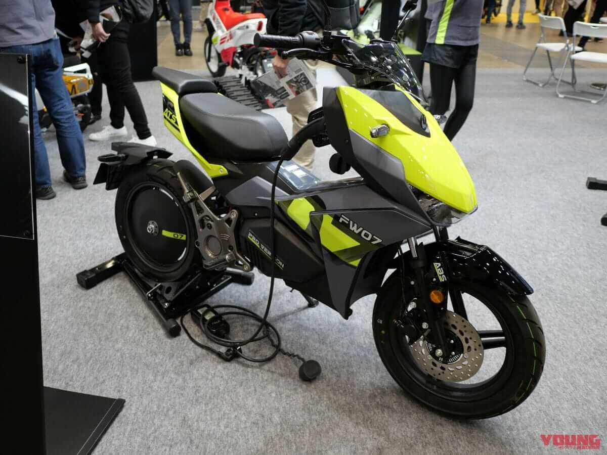 FELO FW-07|高速走行やオフロード向けも! FELOのスポーティな電動スクーター4種【F5/FW-07/FW-06R/FW-03】