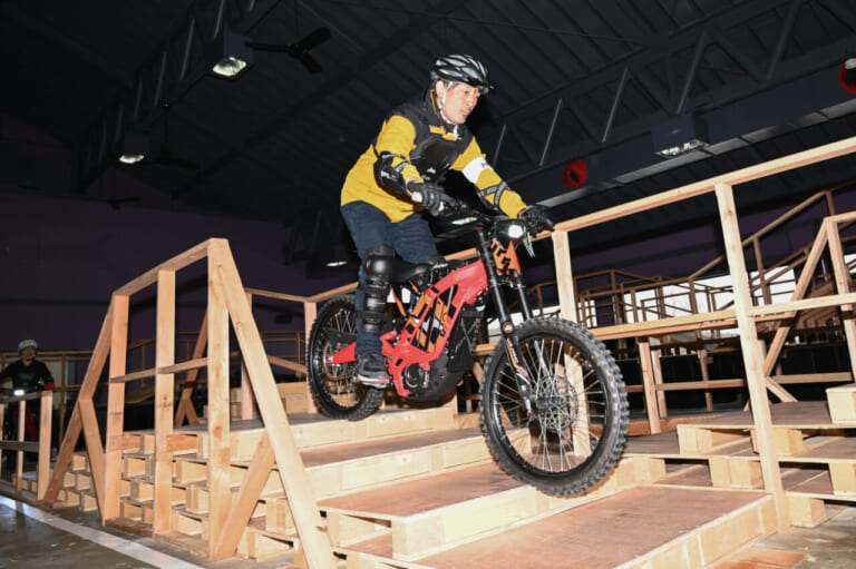 ASAMA PEAKs|アサマピークス|e-TRAIL PARK浅間|閉館した博物館を電動バイクの遊び場にモデルチェンジ!! 「ASAMA PEAKs」が群馬県の長野原町に4月26日オープン