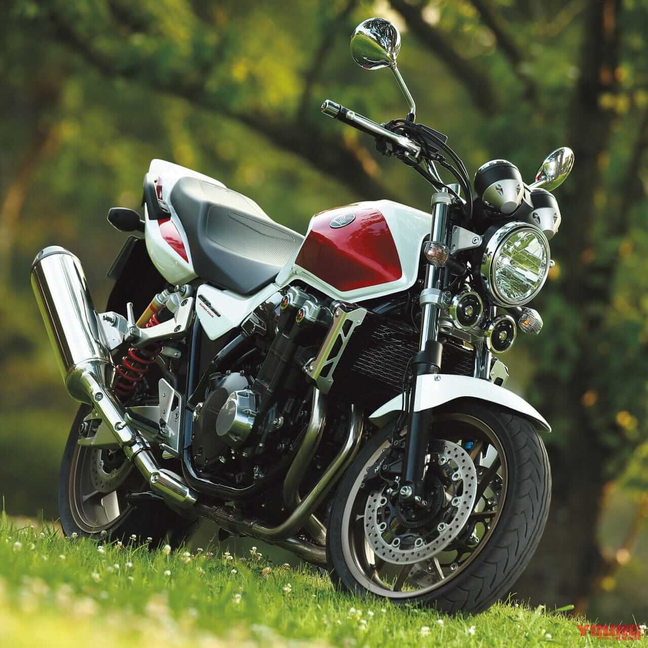 ホンダ|CB1300スーパーフォア|2003|規制や不況と戦い生まれた、今日への礎──日本の名車100選【平成13~26年編】