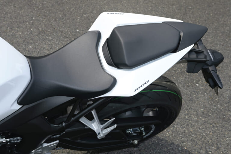 ホンダ|CB1000ホーネット|CB1000Rの後継ではないッ!! 注目のホンダ“CB1000ホーネット”開発者に直撃インタビュー