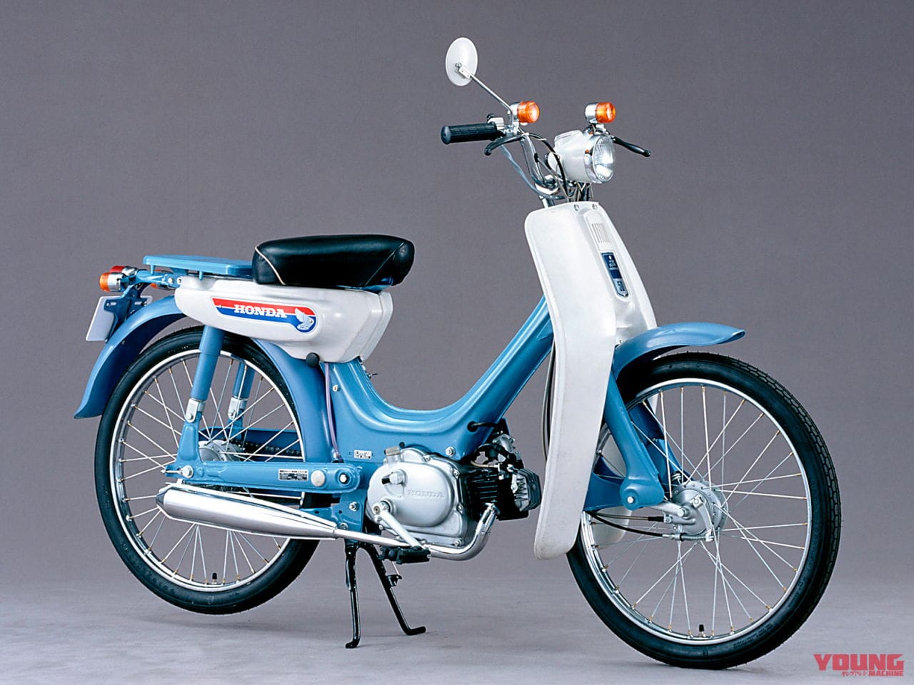 写真] moped-and-bike │ “バイク”は自転車かオートバイか……他にモペット／モペッド 表記あるけど正しいのはどっち？│WEBヤングマシン｜新車バイクニュース