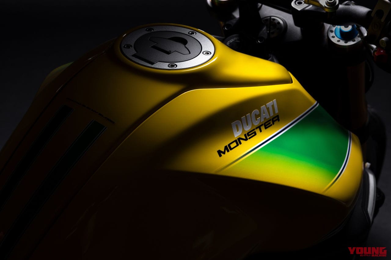|【341台限定】アイルトン・セナ没後30年の特別記念バージョン! ドゥカティ「モンスター セナ」発表