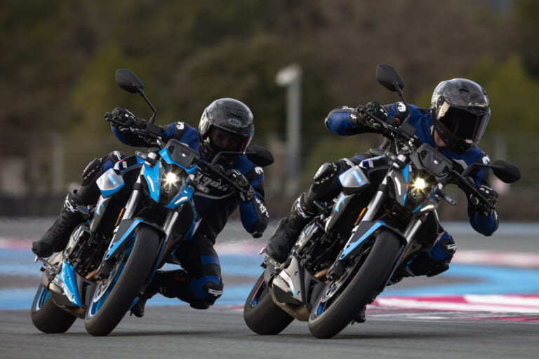GSX-8S TEAM SUZUKI|スズキ「GSX-8S TEAM SUZUKI」登場! プラス16万円でレーシングカラーとシングルシートカウル追加【海外】