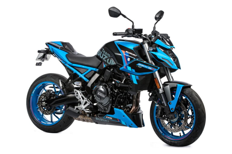 GSX-8S TEAM SUZUKI|スズキ「GSX-8S TEAM SUZUKI」登場! プラス16万円でレーシングカラーとシングルシートカウル追加【海外】