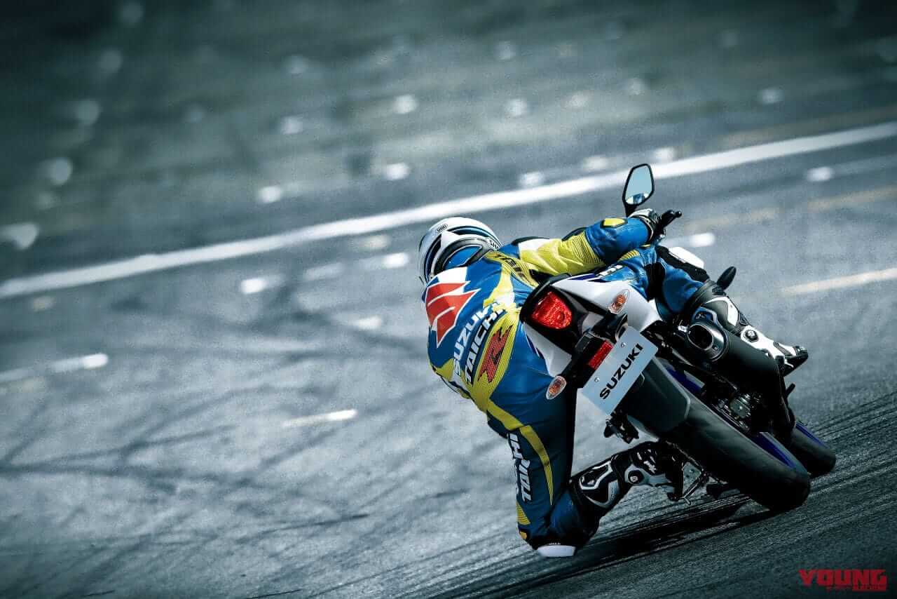 スズキ|GSX-R125|イギリス仕様|スズキ「GSX-R125」に’80~’90年代オマージュのニューカラー! ブラックも赤の差し色で進化【海外】