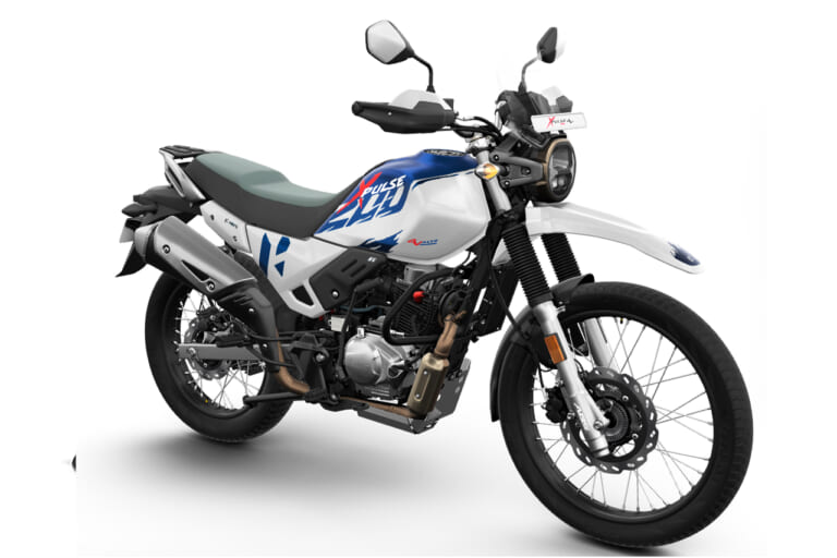 ヒーロー|Xパルス200 4V|【SCOOP!!】ヤマハWRが200ccの水冷DOHCで復活?! 本格オフのWR200Rとモタード版WR200Xを大胆予測!!