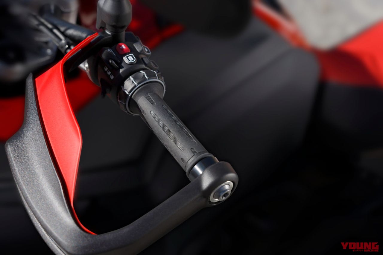 |打倒ホンダEクラッチ&DCTへ! BMWが「自動シフトアシスト=ASA」を発表、AT限定免許で運転可能か