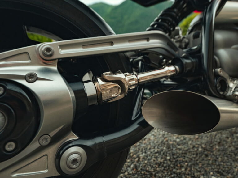 BMW R20 Concept|に、2000ccの空冷ネイキッドだとぉ?! BMWが「R20コンセプト」を公開!