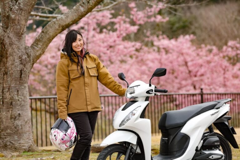 レーシング女子岡崎静夏の『いつもバイクで!』【Dio110・ベーシック編】もはや即買いレベルのコスパ最強移動ツール