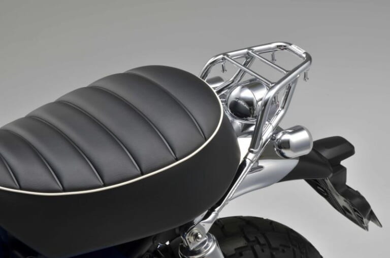 ホンダ|モンキー125|純正アクセサリー|【比較】ダックス125とモンキー125は似ているようで乗れる免許も違う! タンデムできるのは?