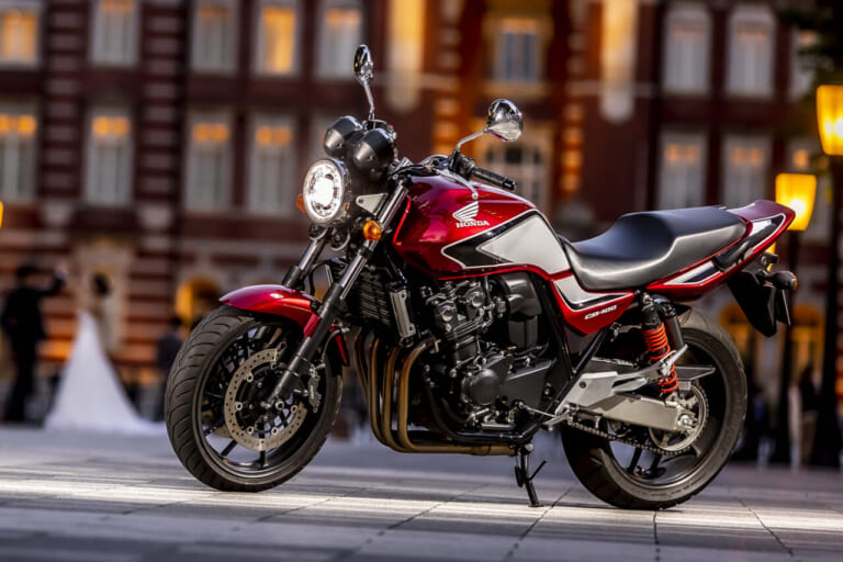 ホンダ|CB400スーパーフォア|【SCOOP!!】ホンダ「新型CB400」に続報ッ!! ヨンフォアでもCBXでもなくスーパーフォアルックで2025年秋にデビューか?
