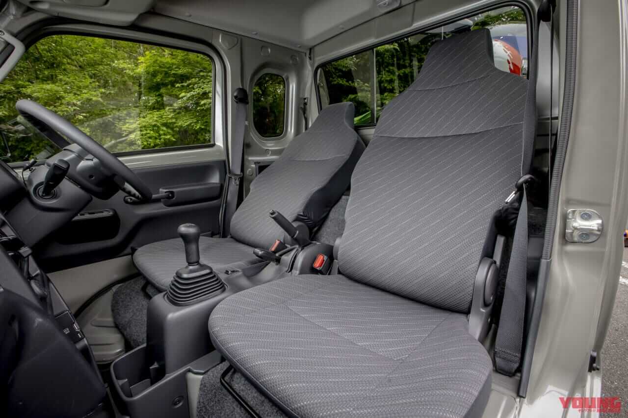 スズキ|スーパーキャリイ|Xリミテッド|【意外と快適?! やっぱり不便?!】5速MTの軽トラ「スズキ・スーパーキャリイ Xリミテッド」をトランポ&ファミリーカーに使ってみた