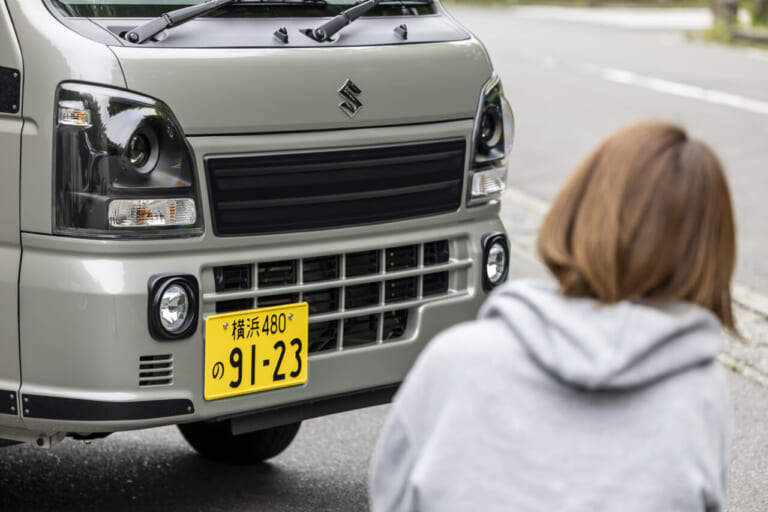 スズキ|スーパーキャリイ|Xリミテッド|【意外と快適?! やっぱり不便?!】5速MTの軽トラ「スズキ・スーパーキャリイ Xリミテッド」をトランポ&ファミリーカーに使ってみた