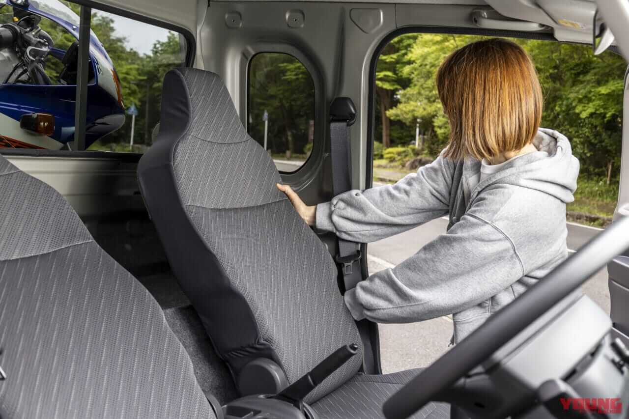 |【意外と快適?! やっぱり不便?!】5速MTの軽トラ「スズキ・スーパーキャリイ Xリミテッド」をトランポ&ファミリーカーに使ってみた