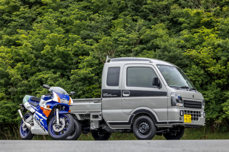 スズキ|スーパーキャリイ|Xリミテッド|【意外と快適?! やっぱり不便?!】5速MTの軽トラ「スズキ・スーパーキャリイ Xリミテッド」をトランポ&ファミリーカーに使ってみた
