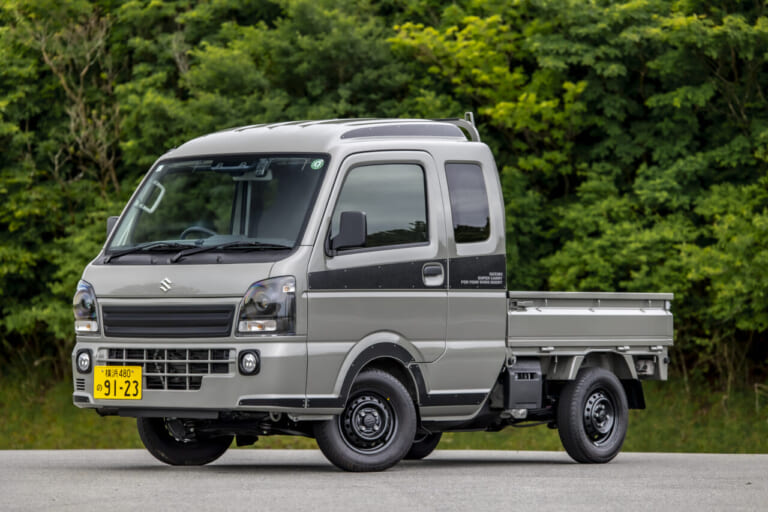 スズキ|スーパーキャリイ|Xリミテッド|【意外と快適?! やっぱり不便?!】5速MTの軽トラ「スズキ・スーパーキャリイ Xリミテッド」をトランポ&ファミリーカーに使ってみた