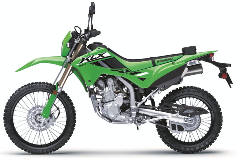 カワサキ|KLX300|北米仕様|2025年モデル|カワサキ「KLX300/SM」2025年モデル登場! パワフルな水冷292cc単気筒の“闘う4スト”に新色【北米】