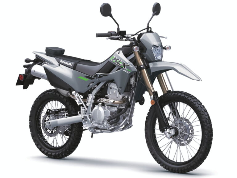 カワサキ|KLX300|北米仕様|2025年モデル|カワサキ「KLX300/SM」2025年モデル登場! パワフルな水冷292cc単気筒の“闘う4スト”に新色【北米】