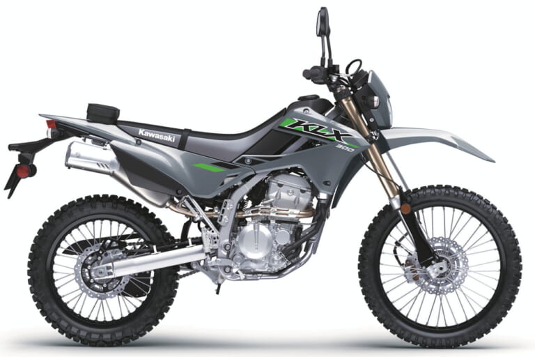 カワサキ|KLX300|北米仕様|2025年モデル|カワサキ「KLX300/SM」2025年モデル登場! パワフルな水冷292cc単気筒の“闘う4スト”に新色【北米】