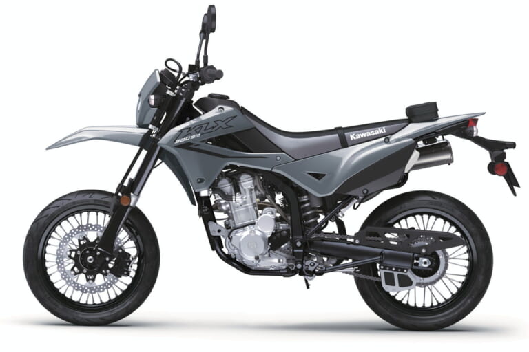 カワサキ|KLX300SM|北米仕様|2025年モデル|カワサキ「KLX300/SM」2025年モデル登場! パワフルな水冷292cc単気筒の“闘う4スト”に新色【北米】