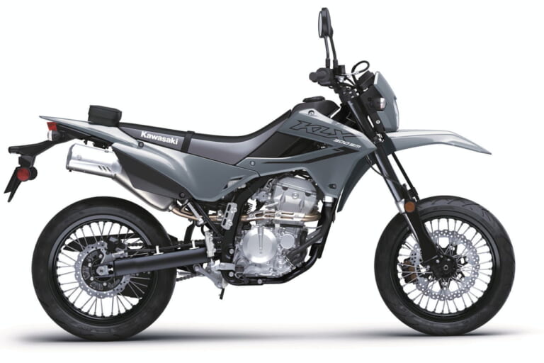 カワサキ|KLX300SM|北米仕様|2025年モデル|カワサキ「KLX300/SM」2025年モデル登場! パワフルな水冷292cc単気筒の“闘う4スト”に新色【北米】