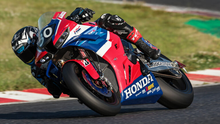 MotoGPライダー：ヨハン・ザルコ登場！遂にベールを脱いだスズキCNチャレンジ、そして加賀山就臣がDUCATIに乗った！【鈴鹿8耐 事前テスト初日】