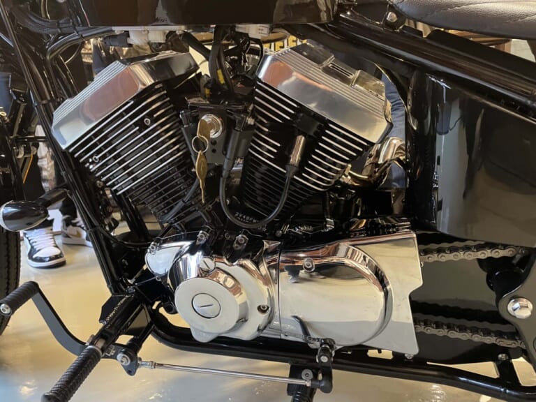 サンダーモーターサイクルズ|ソフテイルサンダー250|車坂下|250ccの空冷Vツイン、リヤサスを獲得だッ!! サンダーモーターサイクルズ「ソフテイルサンダー250」発売