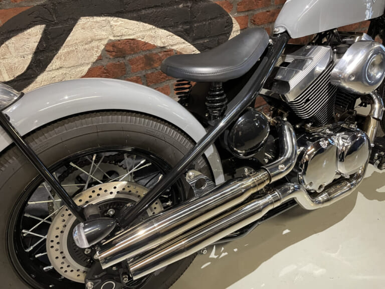 サンダーモーターサイクルズ|ハードテイルサンダー250|車坂下|250ccの空冷Vツイン、リヤサスを獲得だッ!! サンダーモーターサイクルズ「ソフテイルサンダー250」発売