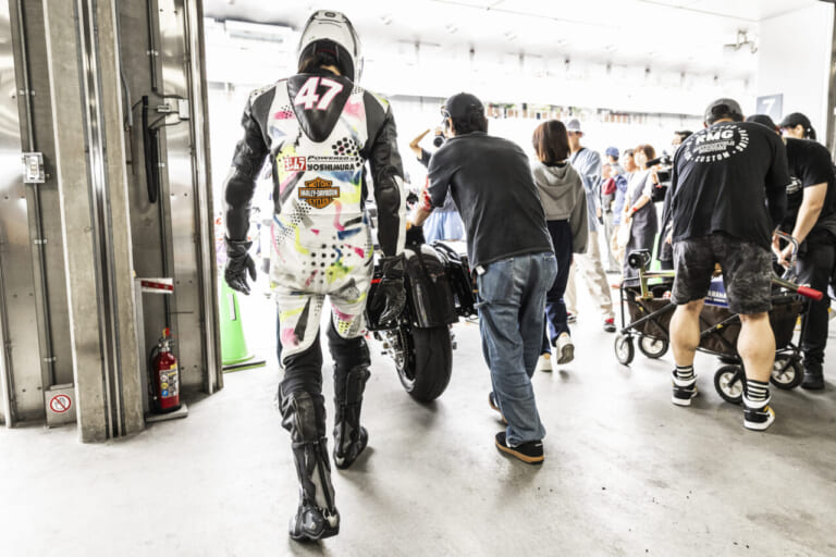 長瀬智也|MCFAJ|AVCC|JOYRIDE|ヨシムラ|ハーレーダビッドソン|FLTRX|バガー|長瀬智也さん、日本初登場となるハーレー・バガーレーサーでレース参戦!! 「多くの人にこの魅力を知って欲しい」