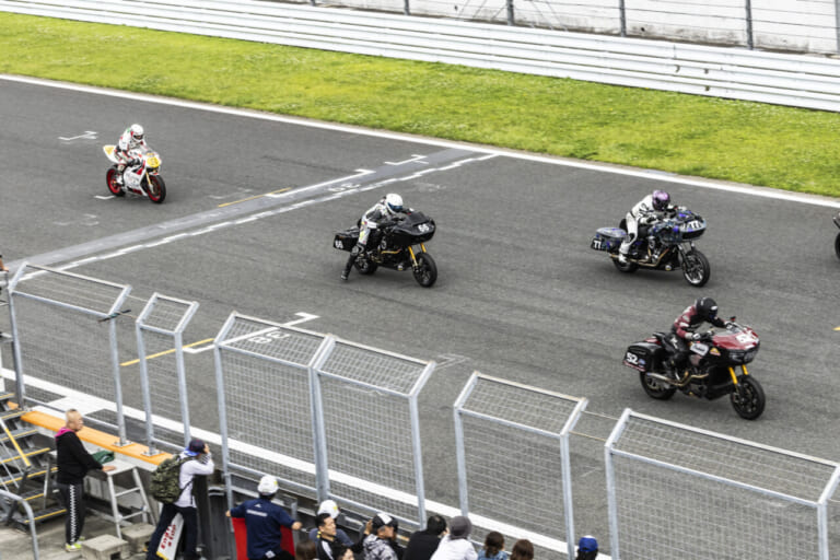 長瀬智也|MCFAJ|AVCC|JOYRIDE|ヨシムラ|ハーレーダビッドソン|FLTRX|バガー|長瀬智也さん、日本初登場となるハーレー・バガーレーサーでレース参戦!! 「多くの人にこの魅力を知って欲しい」