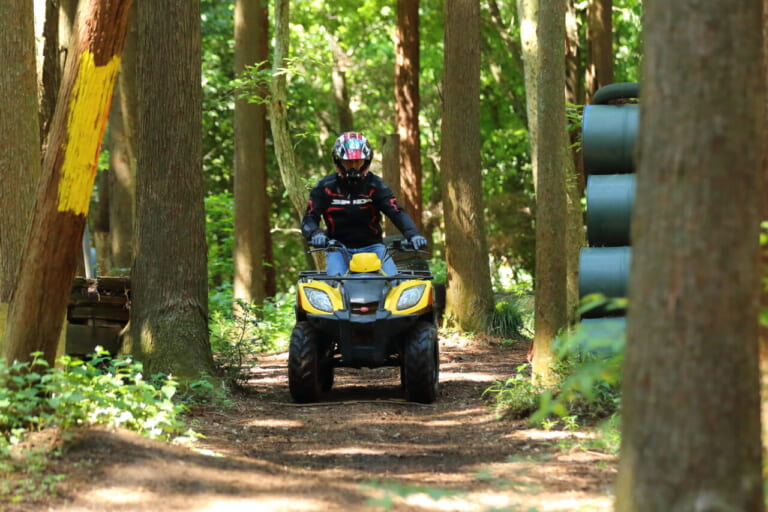 キムコ|4輪バギー|ATV|MXU150X|【日本で爆売れ中】コイツはヒャッハーな乗り物だぜ!! キムコの4輪バギー「MXU 150X」で泥まみれになってきた