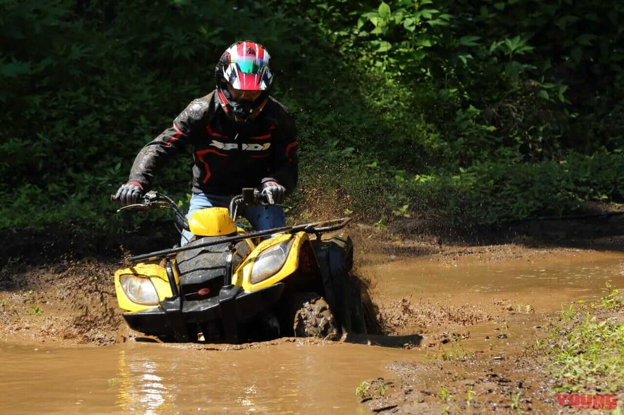 キムコ|4輪バギー|ATV|MXU150X|【日本で爆売れ中】コイツはヒャッハーな乗り物だぜ!! キムコの4輪バギー「MXU 150X」で泥まみれになってきた