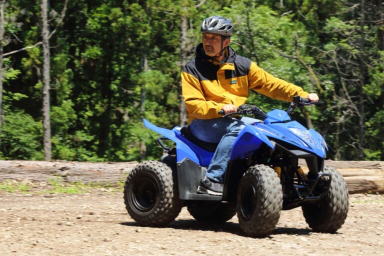 キムコ|4輪バギー|ATV|MXU150X|【日本で爆売れ中】コイツはヒャッハーな乗り物だぜ!! キムコの4輪バギー「MXU 150X」で泥まみれになってきた