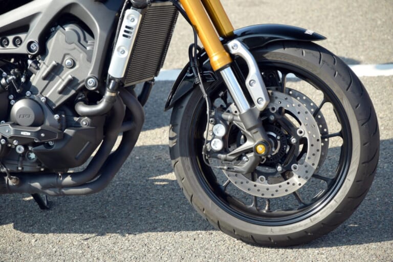 バイクのABSシステムのイメージ写真|クルマとバイクではちょっと異なる、“モデルチェンジ”の周期とかその意味合いとか