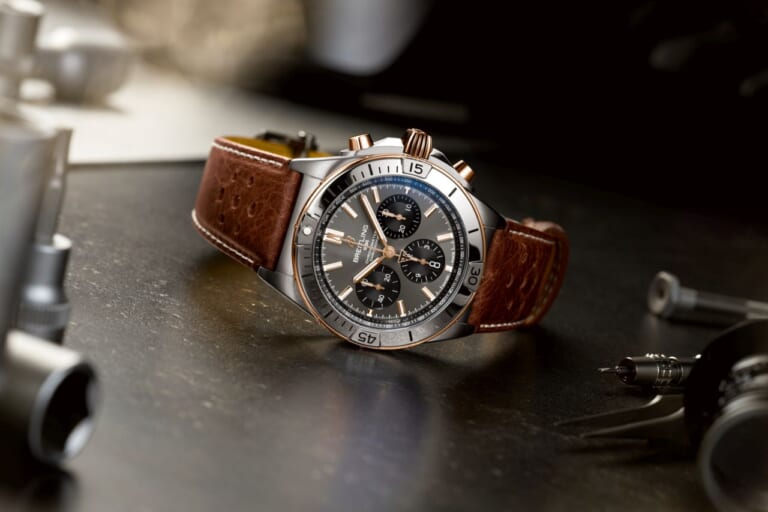 BREITLING クロノマットB01トライアンフオーナーズエクスクルーシブ|世界限定270台! トライアンフ「スピードトリプル1200RRブライトリングLimited Edition」発表【限定コラボ時計もあり】