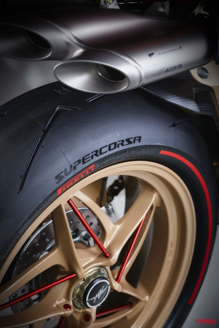 |【限定500台】デザインがヤベェ! MVアグスタが「スーパーヴェローチェ1000セリエオロ」を正式発表