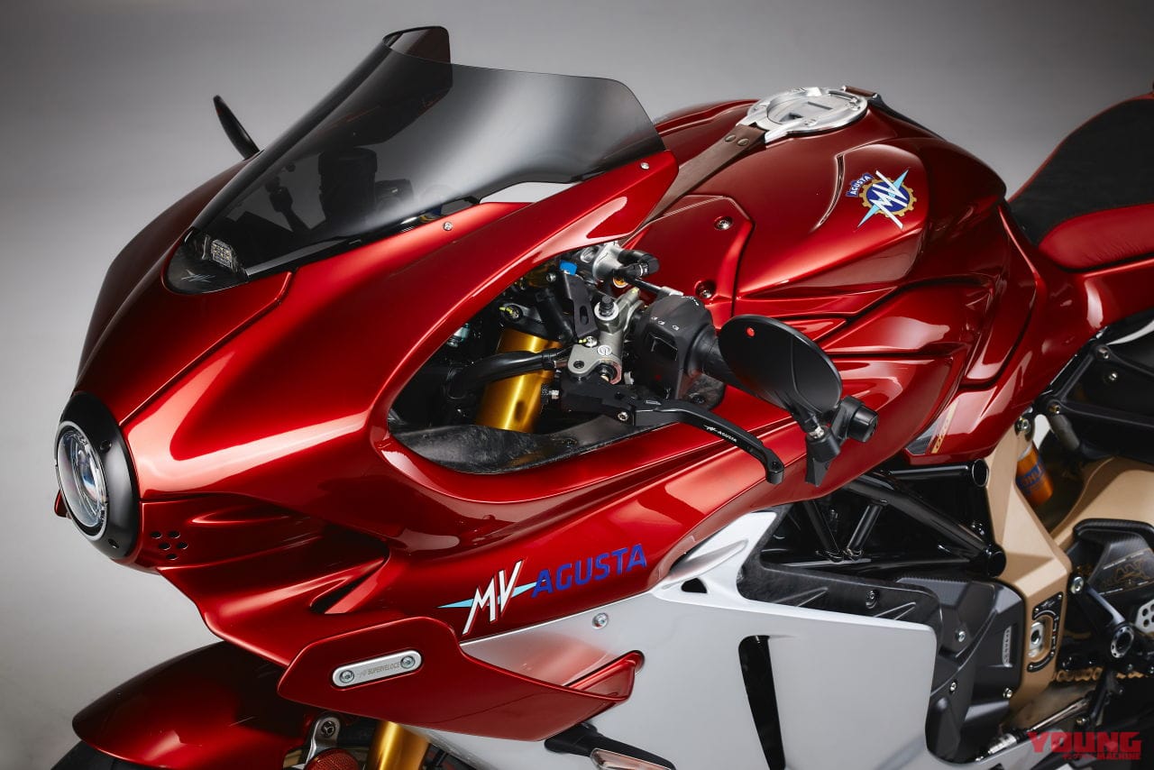 |【限定500台】デザインがヤベェ! MVアグスタが「スーパーヴェローチェ1000セリエオロ」を正式発表