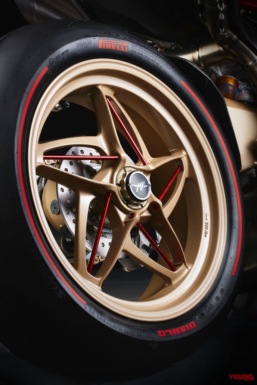 |【限定500台】デザインがヤベェ! MVアグスタが「スーパーヴェローチェ1000セリエオロ」を正式発表