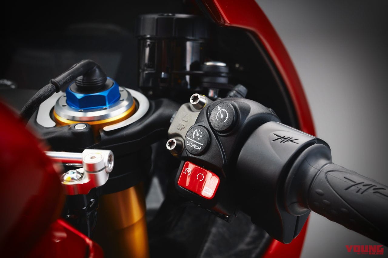 |【限定500台】デザインがヤベェ! MVアグスタが「スーパーヴェローチェ1000セリエオロ」を正式発表