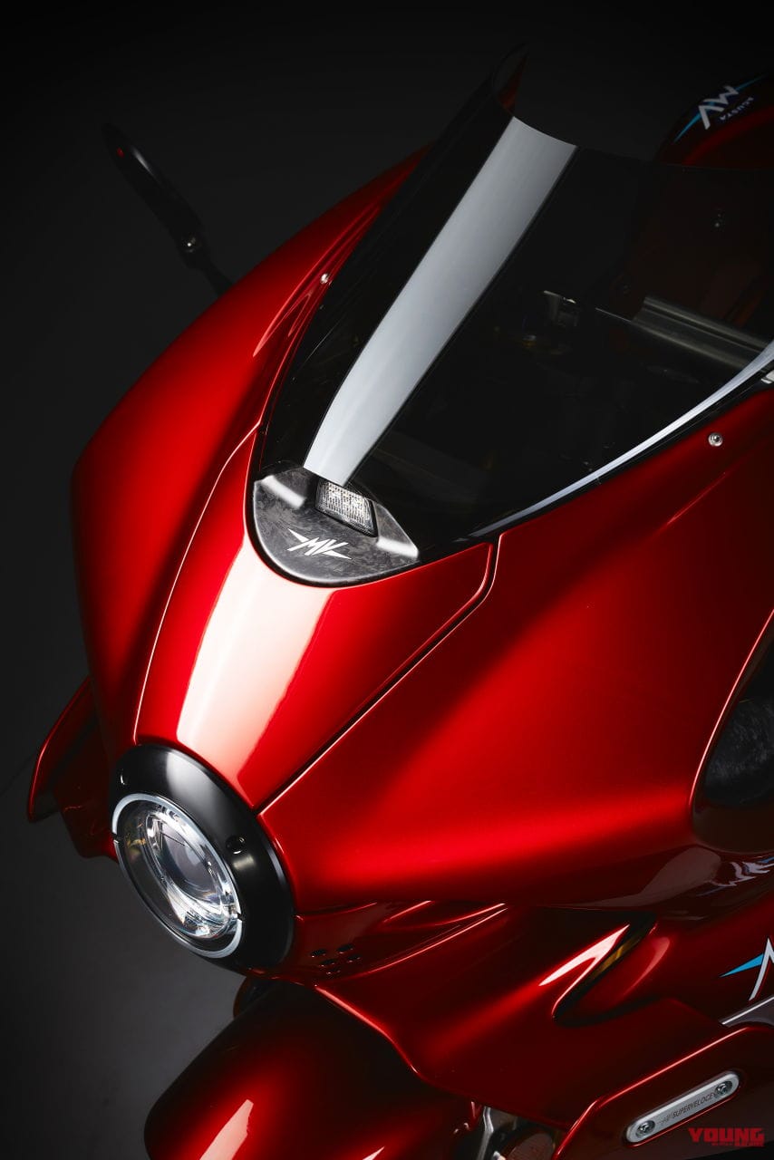 |【限定500台】デザインがヤベェ! MVアグスタが「スーパーヴェローチェ1000セリエオロ」を正式発表