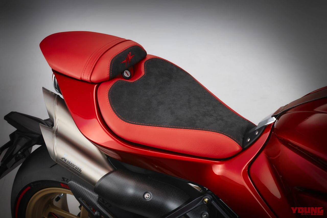 |【限定500台】デザインがヤベェ! MVアグスタが「スーパーヴェローチェ1000セリエオロ」を正式発表