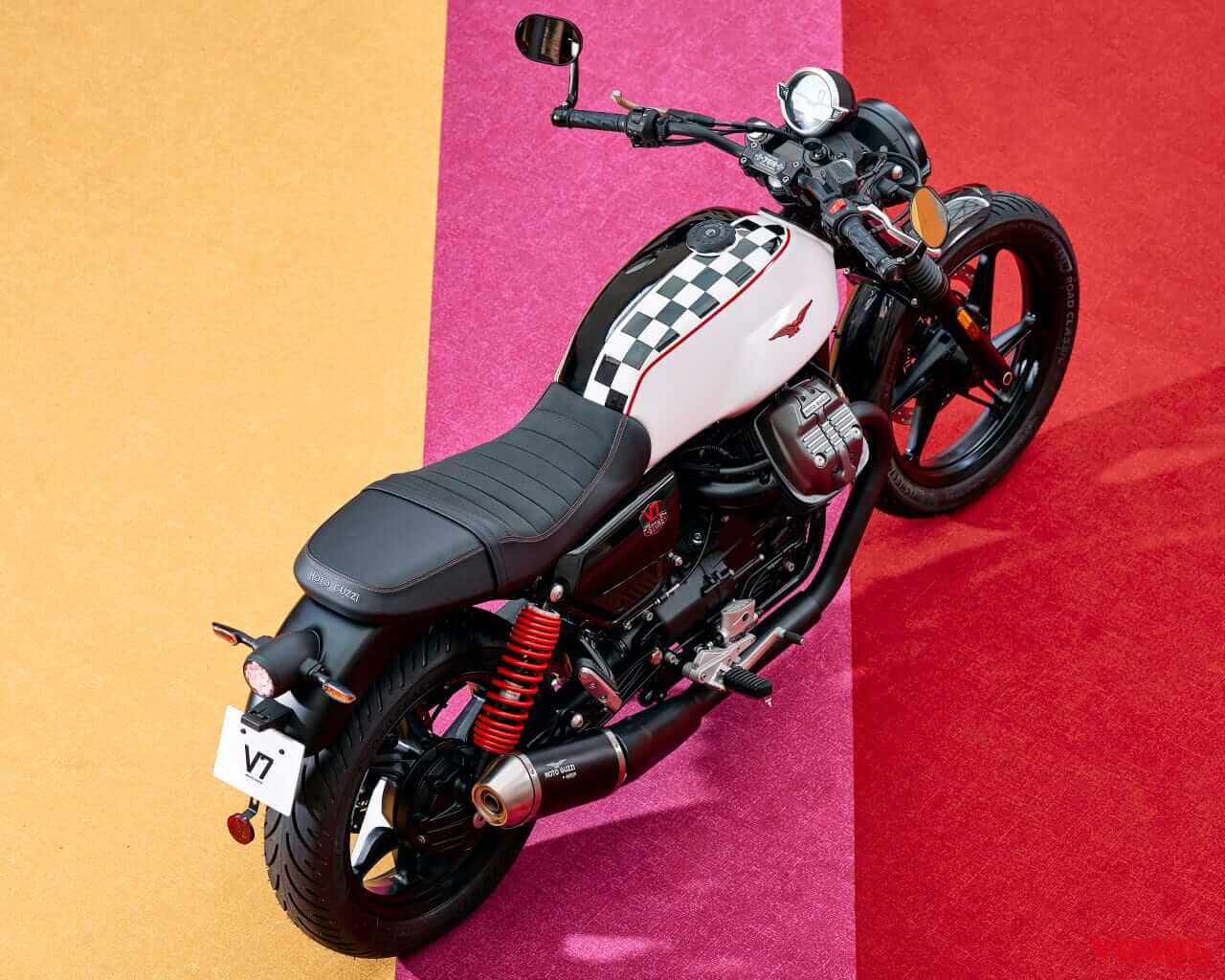 モトグッツィ|V7ストーン テン|モトグッツィ「V7ストーン」に専用カラー、アロー製マフラーなど特別装備の仕様が登場