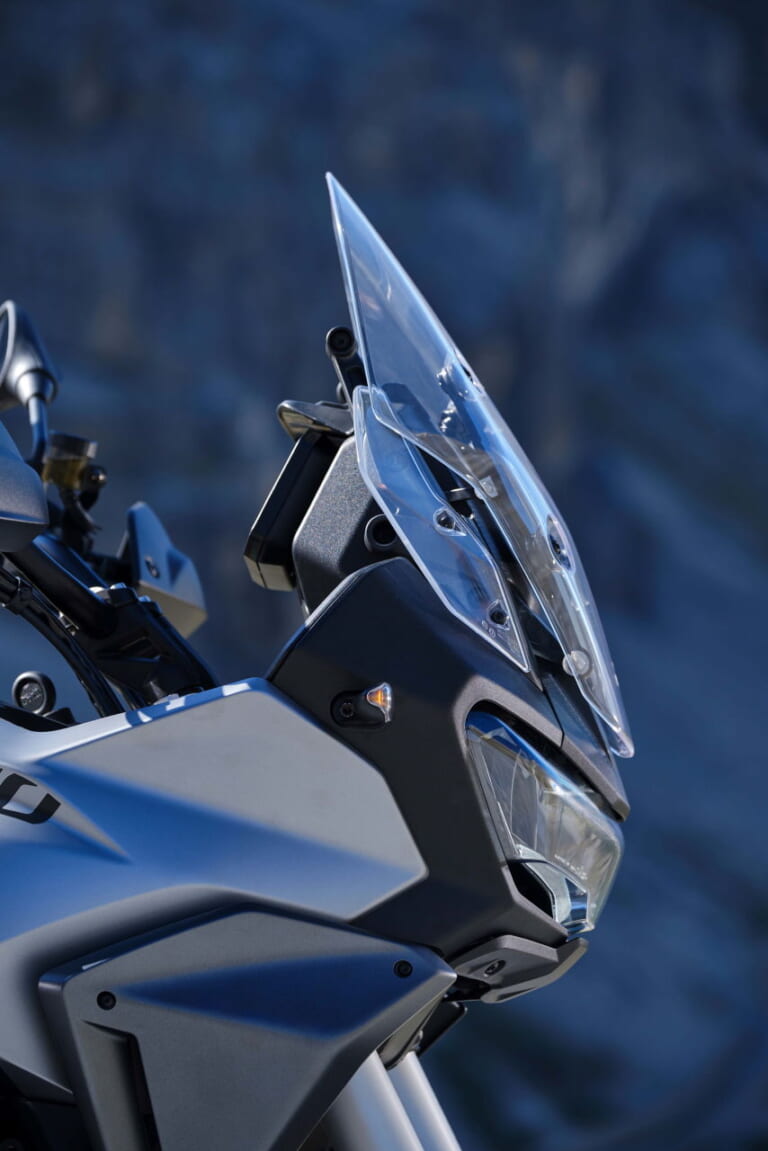 モトグッツィ|ステルビオ|ステルビオ峠の名を冠したモトグッツィ「ステルビオ」が新生復活! 水冷縦置きV搭載のアドベンチャーツーリング