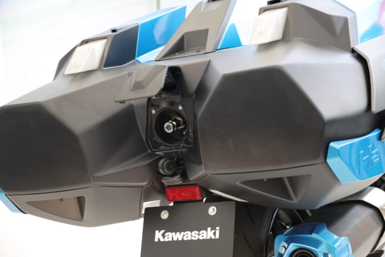 カワサキ|水素エンジンモーターサイクル|鈴鹿8耐|【量産2輪メーカー世界初!!】 カワサキの水素バイクが鈴鹿8耐でデモラン〈動画あり〉