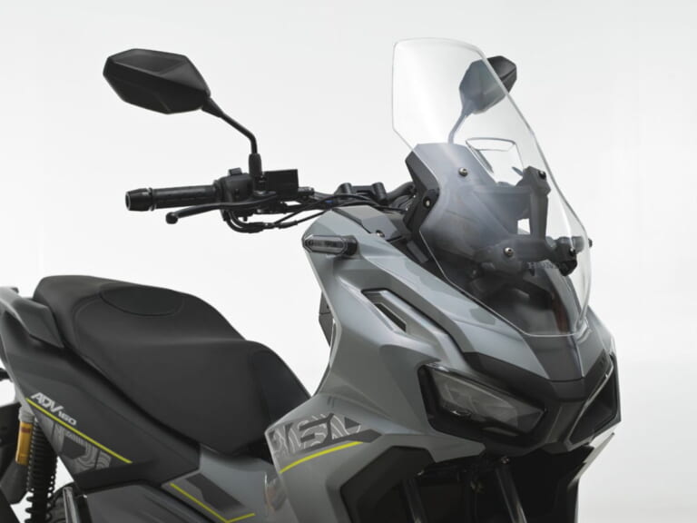 ホンダ|ADV160|マレーシア仕様|2024年モデル|ホンダの軽二輪SUVスクーター「ADV160」にグレーとホワイトが登場!【海外】