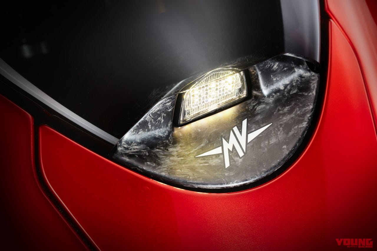 |【限定500台】デザインがヤベェ! MVアグスタが「スーパーヴェローチェ1000セリエオロ」を正式発表