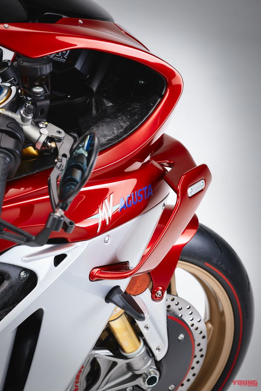 |【限定500台】デザインがヤベェ! MVアグスタが「スーパーヴェローチェ1000セリエオロ」を正式発表