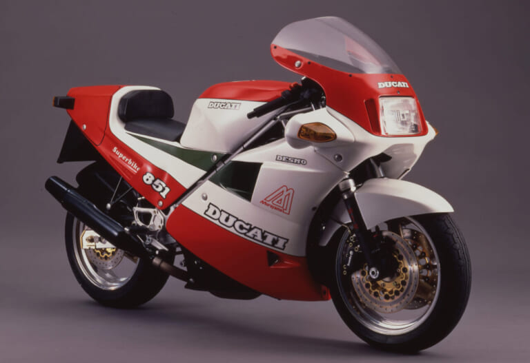 ドゥカティ　1988年　851 Superbike　STRADA