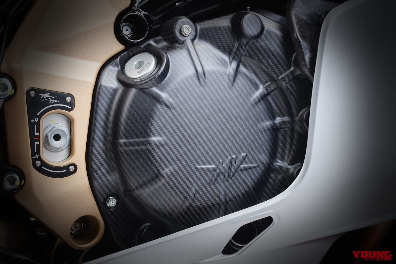 |【限定500台】デザインがヤベェ! MVアグスタが「スーパーヴェローチェ1000セリエオロ」を正式発表