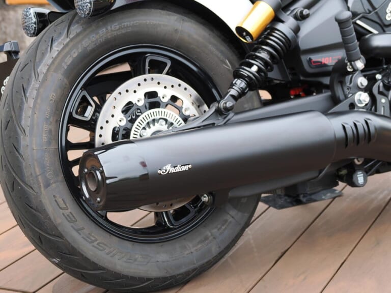 INDIAN｜SCOUT BOBBER｜マフラー